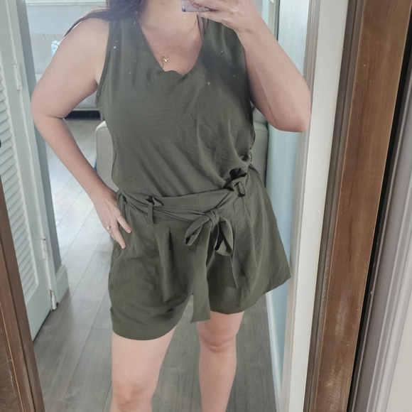 Olive Green Two-piece Set Highwaister Shorts and Top XL - Picture 4 of 8